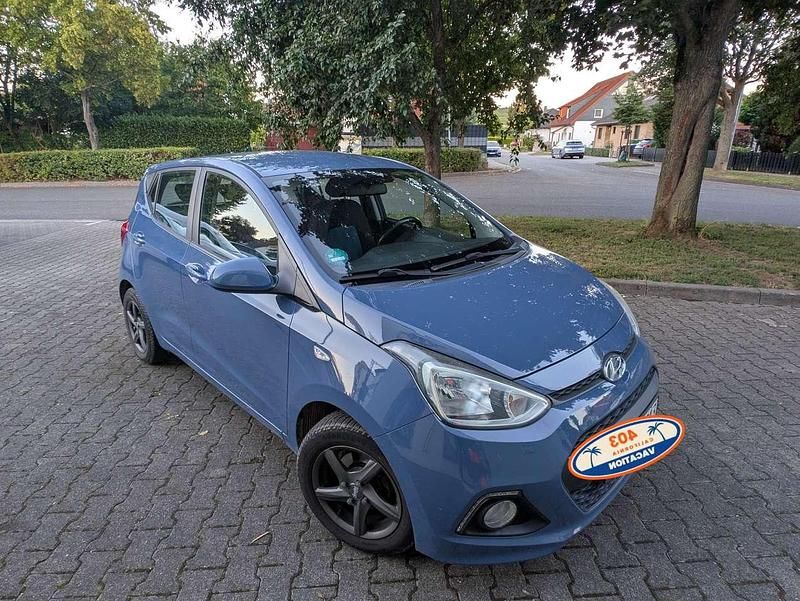Gebraucht 2015 Hyundai i10 Trend Kleinwagen | 6.000 € (Etwas zu teuer) - Bild 1/4