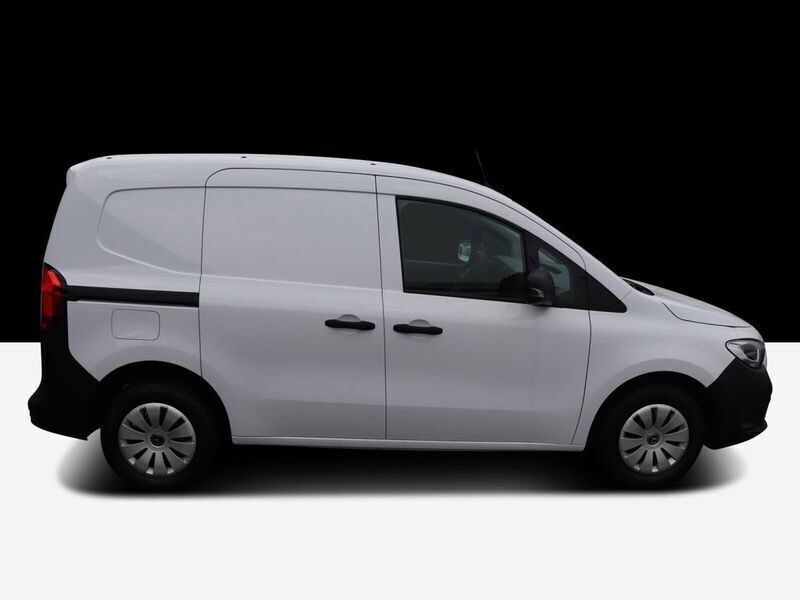 Gebraucht Mercedes Citan 110 95 PS (69 kW) 2023 Weiß Van / Kleinbus