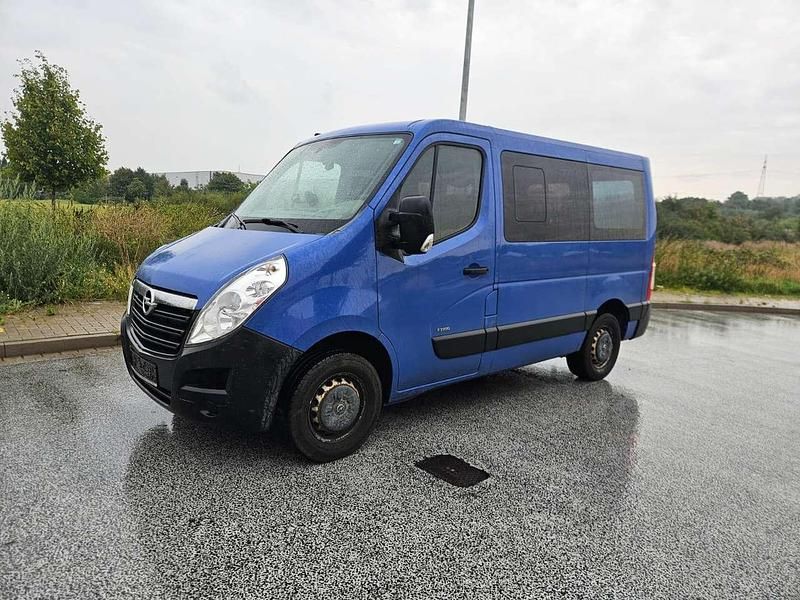 Blau Gebraucht 2012 Opel Movano Van | 8.500 € - Bild 1/4
