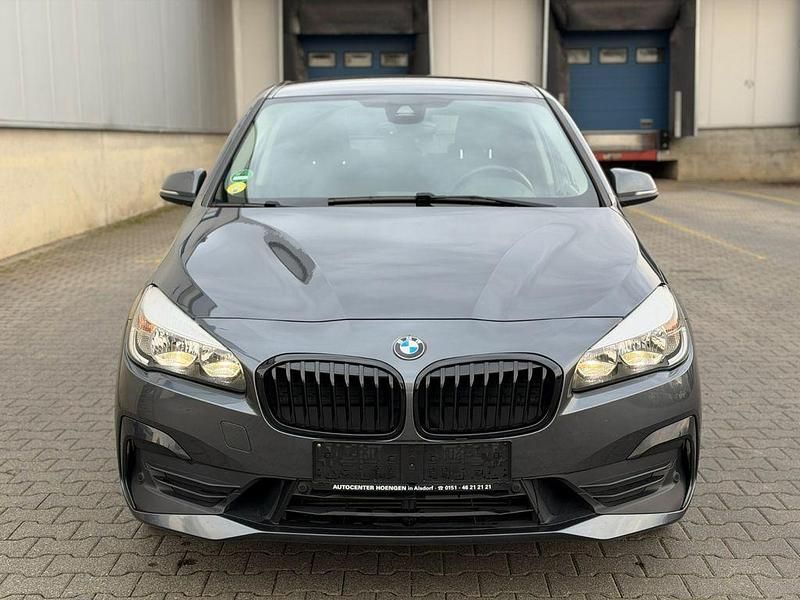 Gebraucht BMW 220 Advantage 190 PS (139 kW) 2018 Grau Limousine