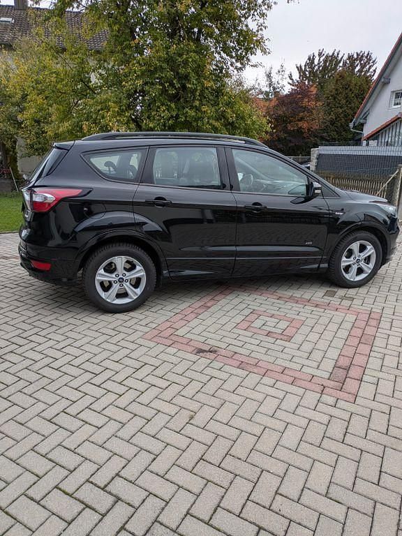 Gebraucht Ford Kuga ST-Line 242 PS (177 kW) 2018 Schwarz SUV
