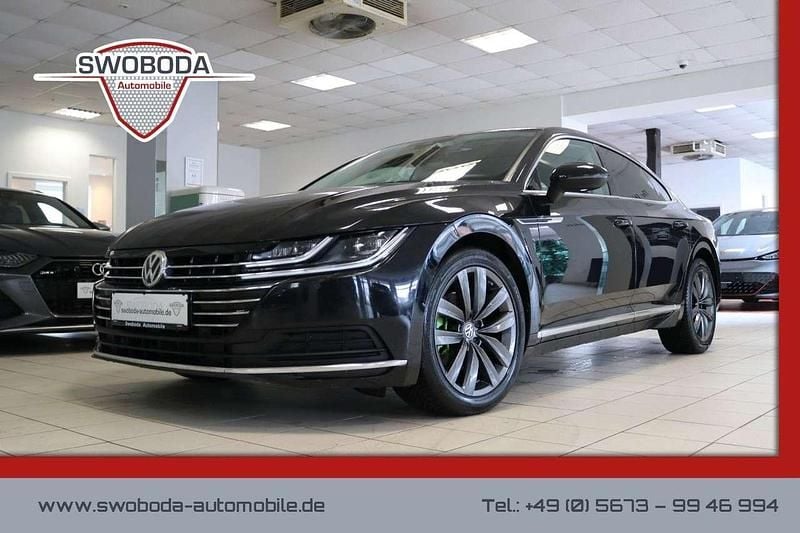 Gebraucht VW Arteon Elegance 150 PS (110 kW) 2018 Schwarz Kleinwagen