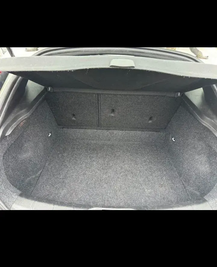 Gebraucht Volvo V40 R-Design 150 PS (110 kW) 2014 Weiß Limousine