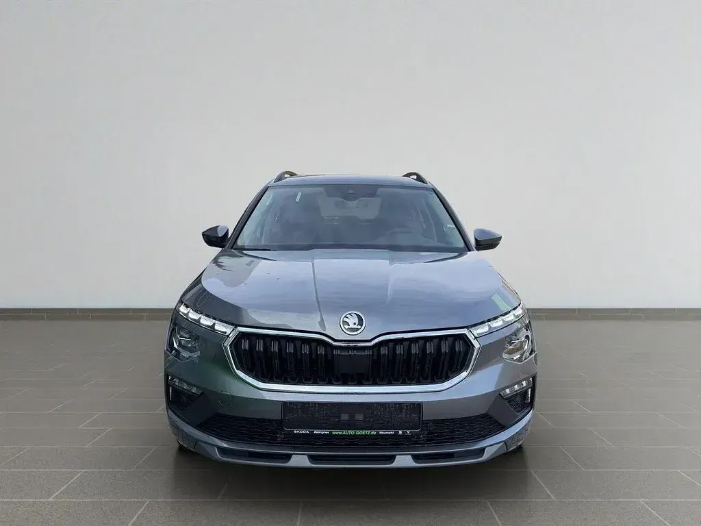 Neu Skoda Kamiq Monte Carlo 150 PS (110 kW) 2026 Grau SUV