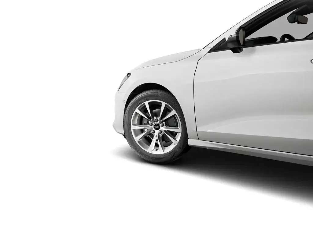 Gebraucht Audi A3 Advanced Plus 116 PS (85 kW) 2024 Weiß Limousine