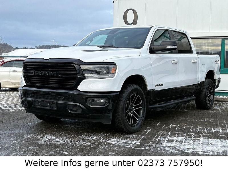 Gebraucht Dodge Ram 401 PS (294 kW) 2022 Weiß Abholung