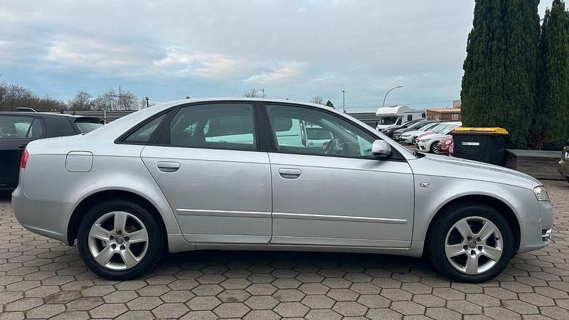 Gebraucht Audi A4 Comfort 140 PS (102 kW) 2005 Silber Limousine