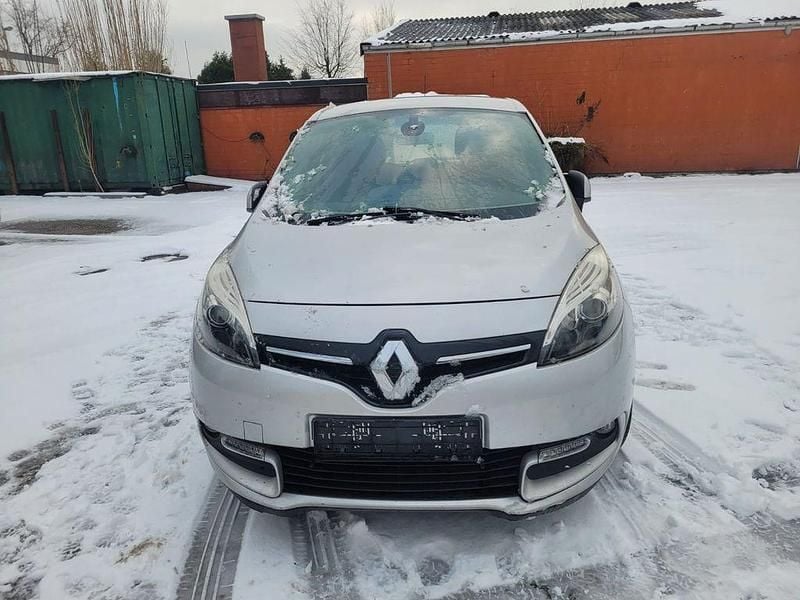 Silber Gebraucht 2014 Renault Scénic III Initiale Paris Van / Kleinbus | 2.800 € (Superpreis) - Bild 1/4