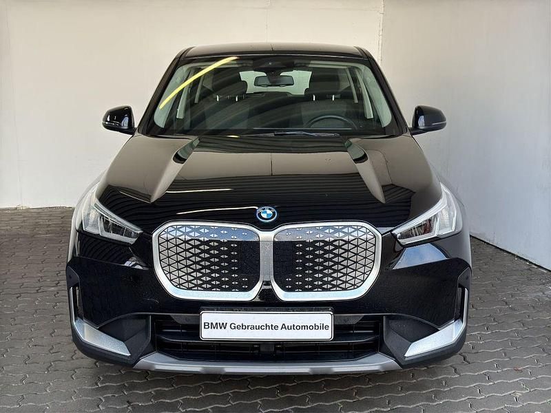 Gebraucht BMW iX1 Performance 230 kW (313 PS) 2023 Schwarz uni SUV