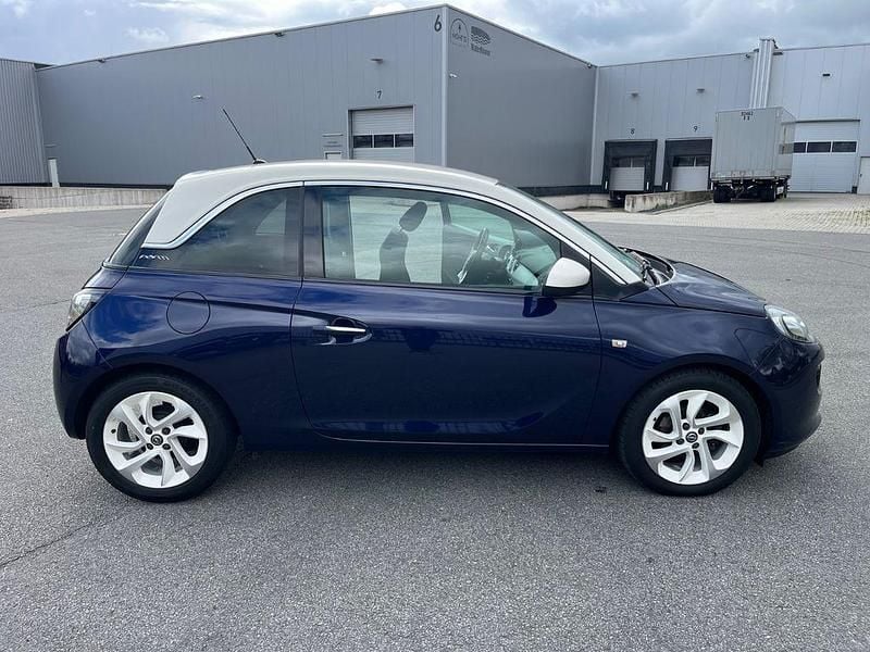 Usado Opel Adam 69 HP (50 kW) 2013 Azul Citadino