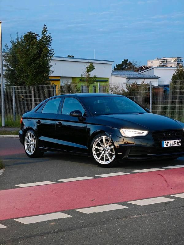 Schwarz Gebraucht 2016 Audi A3 Limousine | 16.000 € (Guter Preis) - Bild 1/4