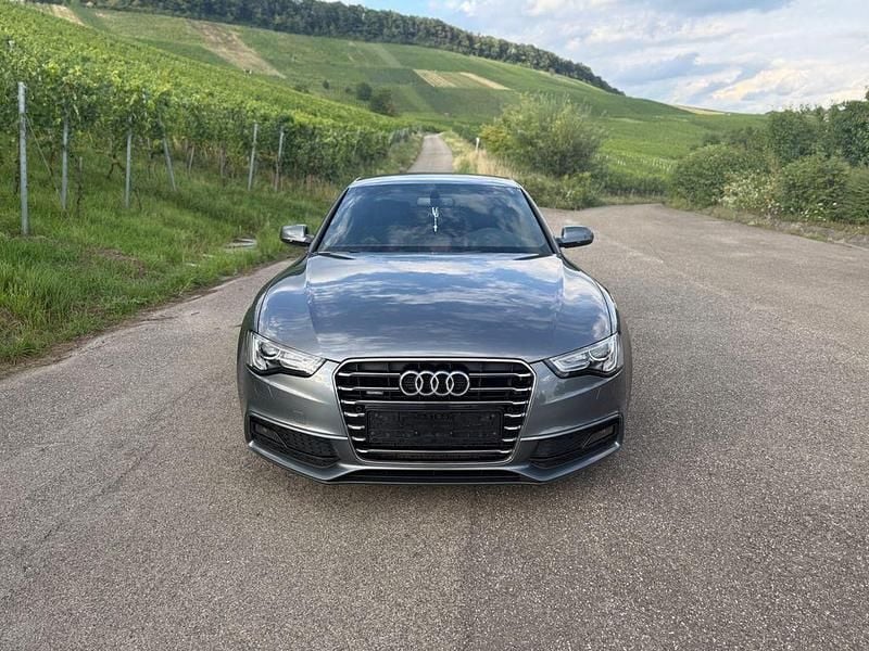 Grau Gebraucht 2016 Audi A5 Sportback Sport Limousine | 21.500 € (Fairer Preis) - Bild 1/4