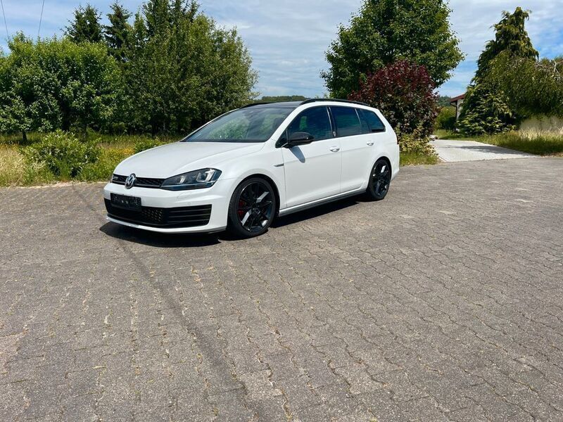 Weiß Gebraucht 2016 VW Golf VII GTD Kombi | 12.499 € (Fairer Preis) - Bild 1/4