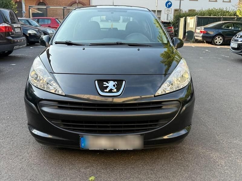 Grau Gebraucht 2009 Peugeot 207 Kleinwagen | 1.899 € (Guter Preis) - Bild 1/4