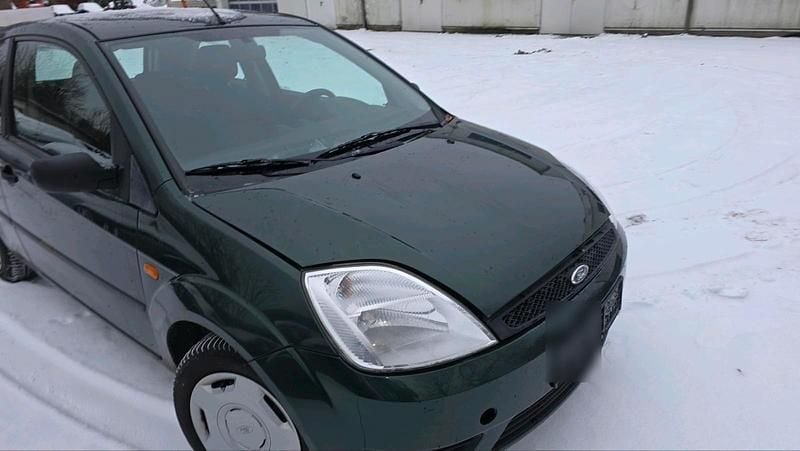 Gebraucht 2005 Ford Fiesta Kleinwagen | 350 € (Superpreis) - Bild 1/4