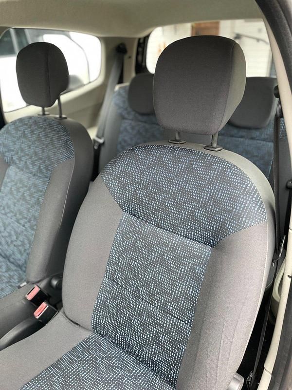 Gebraucht Renault Twingo Authentique 58 PS (42 kW) 2009 Schwarz Kleinwagen