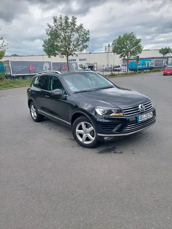 Gebraucht VW Touareg Exclusive 262 PS (192 kW) 2016 Schwarz SUV