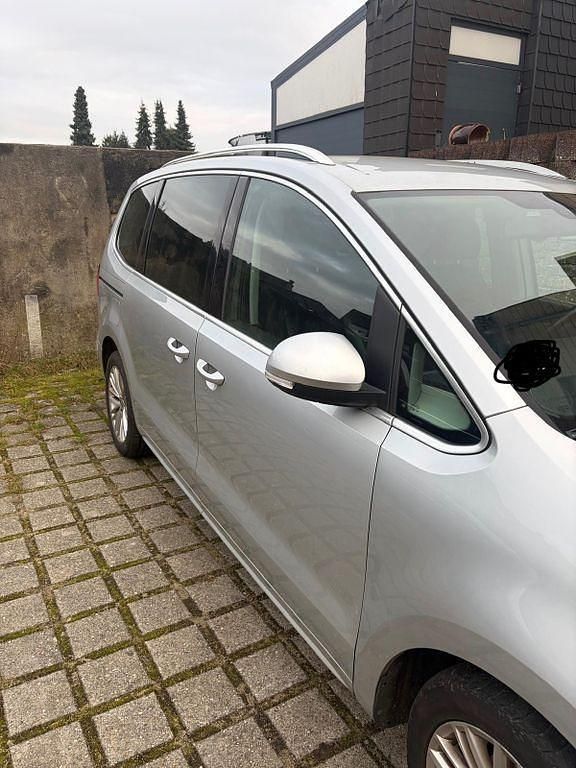 Gebraucht VW Sharan Comfortline 140 PS (102 kW) 2010 Silber Van / Kleinbus