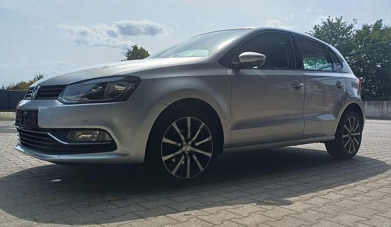 Gebraucht 2015 VW Polo Black Edition Kleinwagen | 7.750 € (Fairer Preis) - Bild 1/4