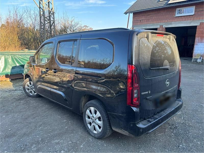Gebraucht Opel Combo-e Life 100 kW (136 PS) 2023 Schwarz Van / Kleinbus