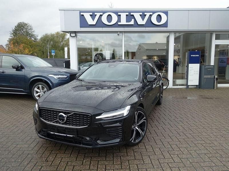 Schwarz Gebraucht 2025 Volvo V60 Ultra Kombi | 48.900 € (Fairer Preis) - Bild 1/4