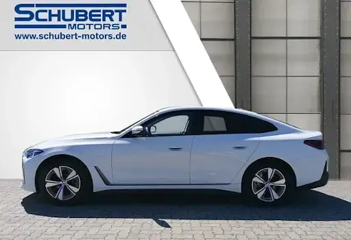 Neu BMW i4 Sport Line 210 kW (286 PS) 2026 Weiß Limousine