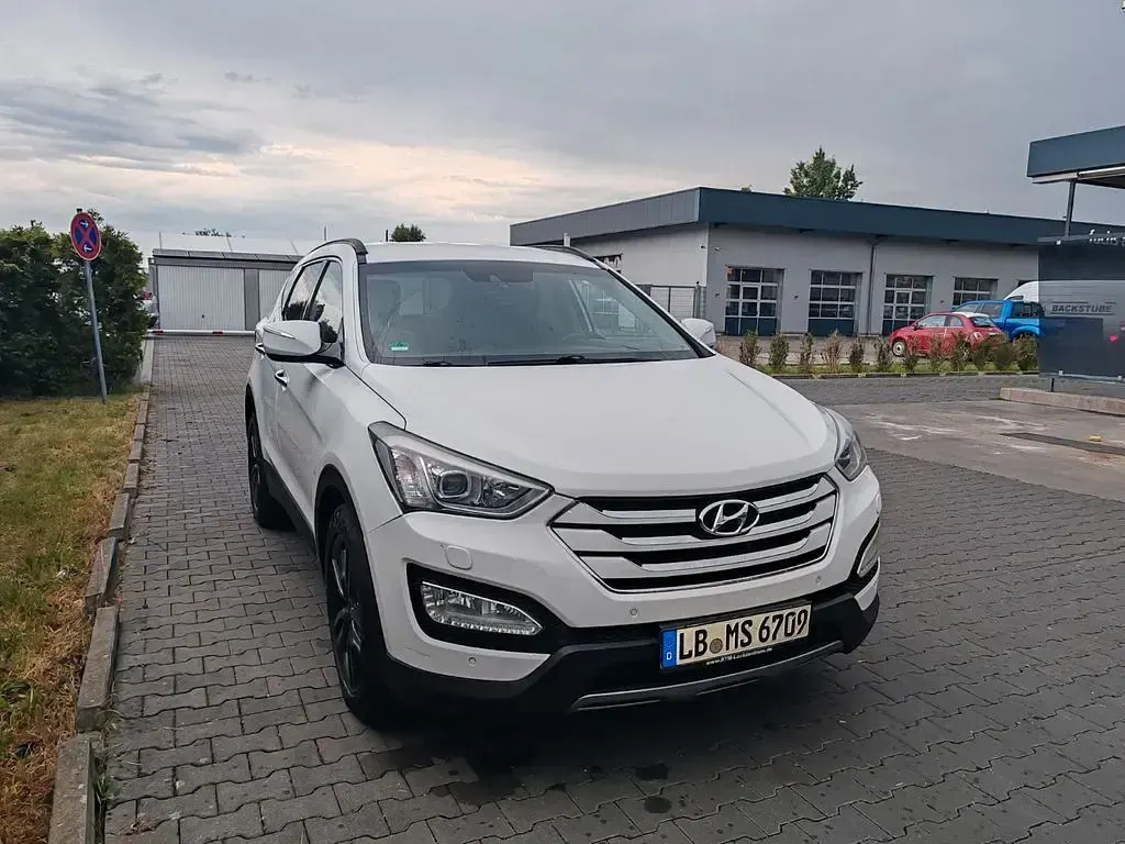 Gebraucht Hyundai Grand Santa Fe 197 PS (144 kW) 2013 Weiß SUV