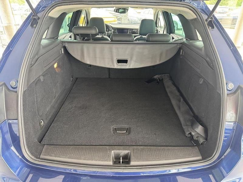 Gebraucht Opel Astra Elegance 122 PS (89 kW) 2021 Nautic blau Kombi