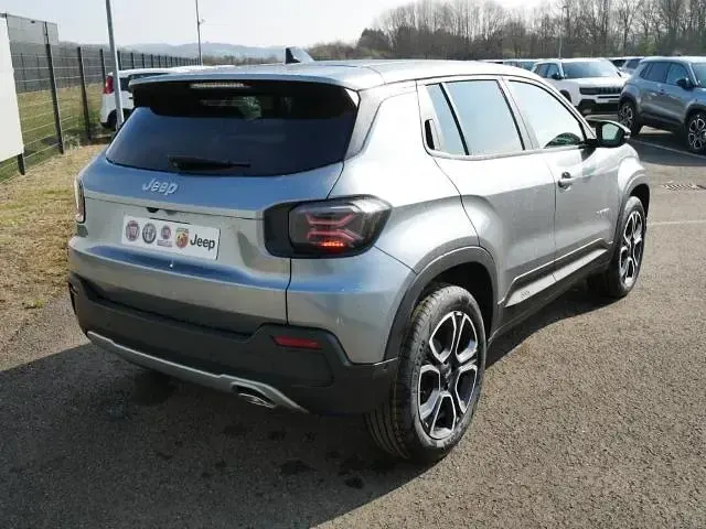 Neu Jeep Avenger Summit 110 PS (80 kW) 2026 Granite grey metallic (grau) SUV