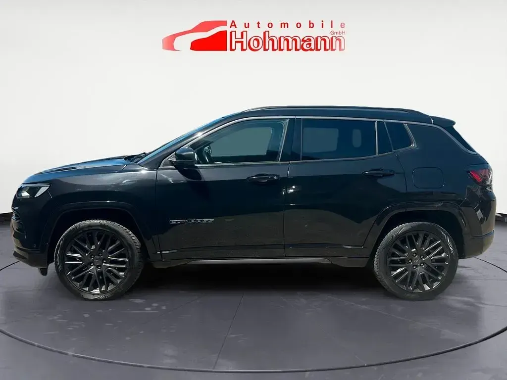 Gebraucht Jeep Compass Summit 241 PS (177 kW) 2021 Schwarz SUV