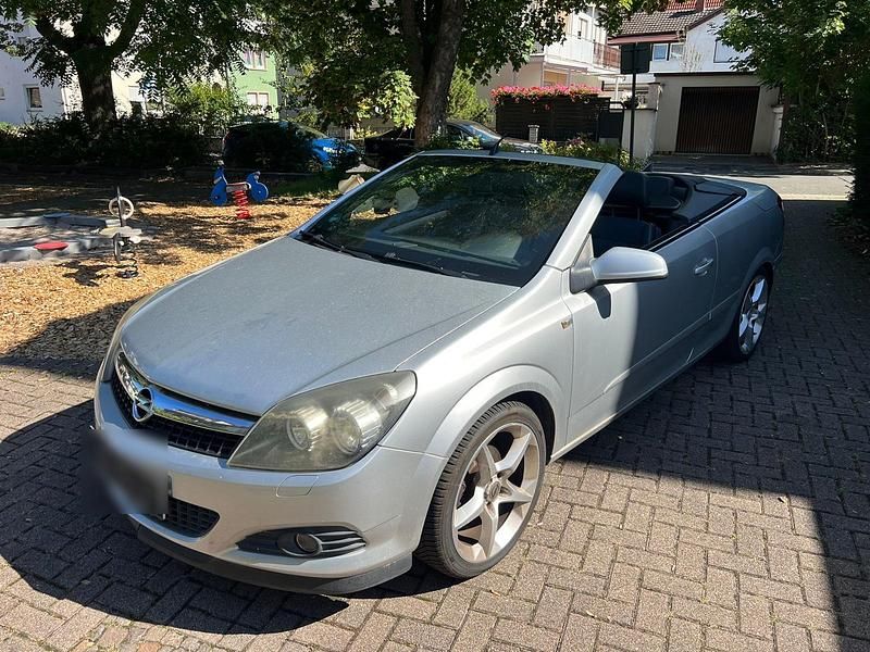 Silber Gebraucht 2007 Opel Astra Cabriolet Cabrio | 1.699 € (Guter Preis) - Bild 1/4