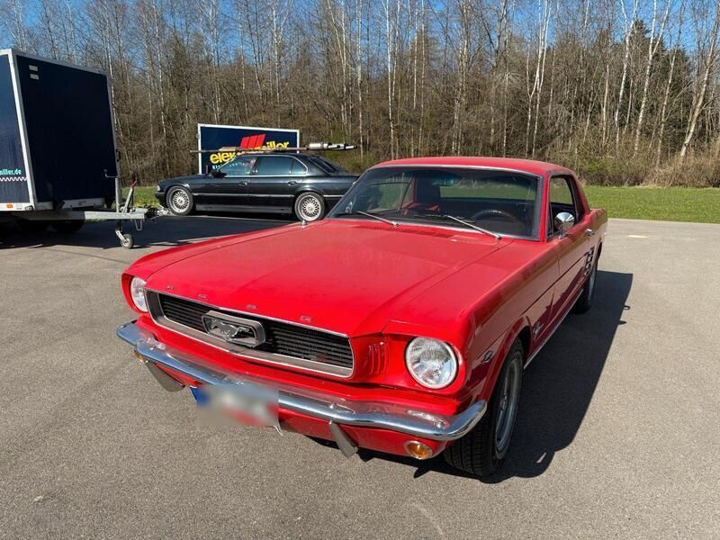 Rot Gebraucht 1966 Ford Mustang Coupé | 27.000 € - Bild 1/4