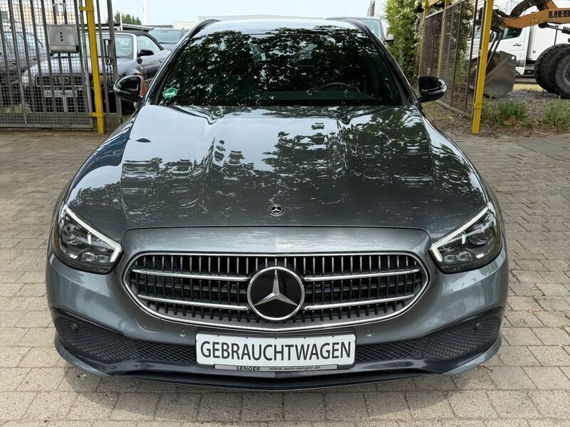 Gebraucht Mercedes E300 194 PS (142 kW) 2020 Grau Kombi