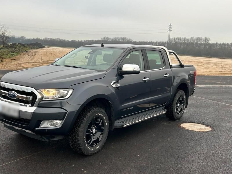 Blau Gebraucht 2018 Ford Ranger Abholung | 25.750 € (Etwas zu teuer) - Bild 1/4