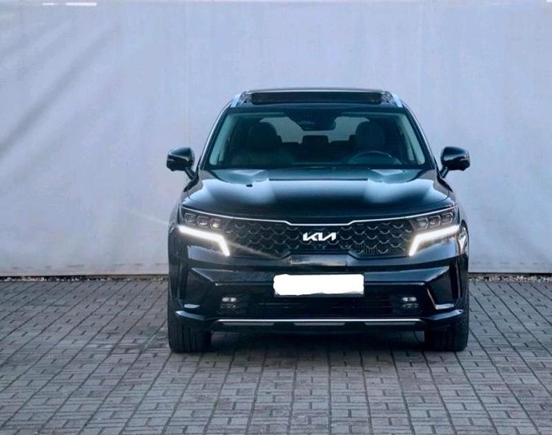 Schwarz Gebraucht 2022 Kia Sorento SUV | 39.450 € (Etwas zu teuer) - Bild 1/4