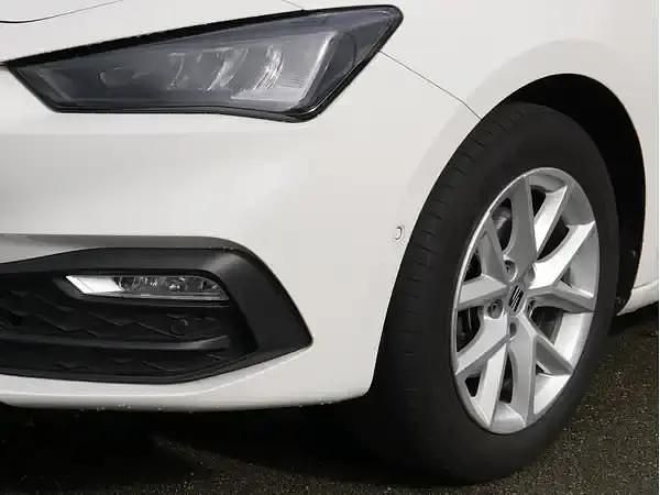 Gebraucht Seat Leon 150 PS (110 kW) 2022 Weiss Kombi