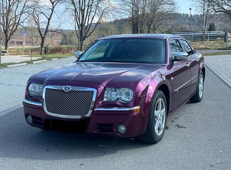 Gebraucht Chrysler 300C 249 PS (183 kW) 2010 Violet Limousine