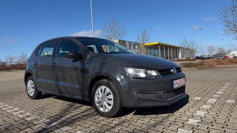 Gebraucht VW Polo Trendline 75 PS (55 kW) 2015 Grau Limousine