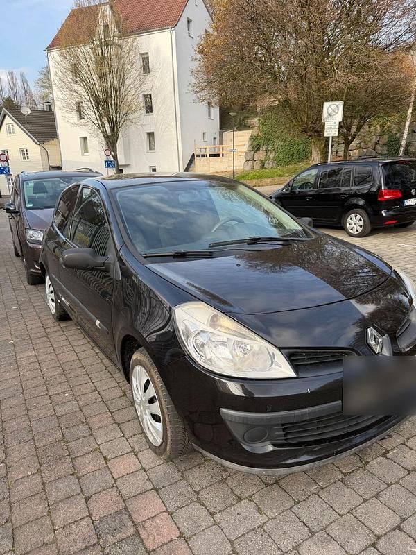 Gebraucht Renault Clio II 75 PS (55 kW) 2006 Schwarz Kleinwagen