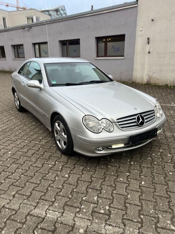 Gebraucht Mercedes CLK200 163 PS (119 kW) 2003 Silber Coupé