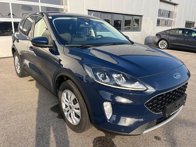 Gebraucht Ford Kuga 120 PS (88 kW) 2021 Blau SUV