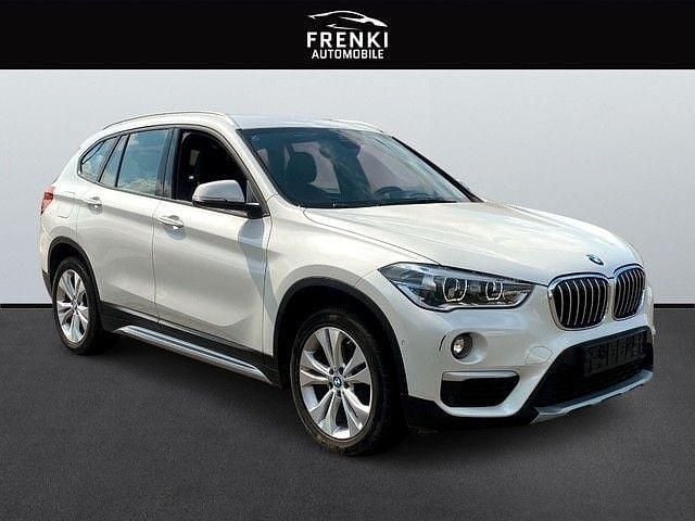 Weiß Gebraucht 2015 BMW X1 xLine SUV | 11.999 € (Guter Preis) - Bild 1/4