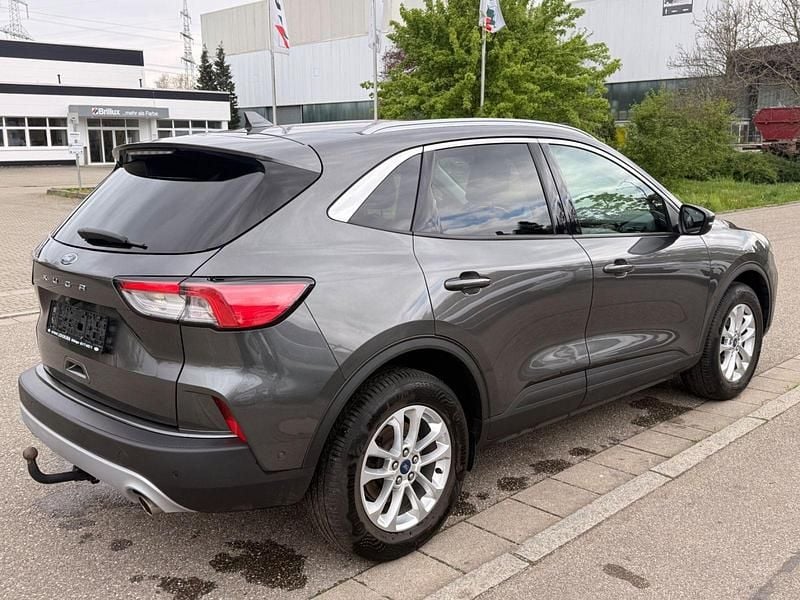 Usado Ford Kuga Titanium X 150 HP (110 kW) 2023 Cinzento SUV
