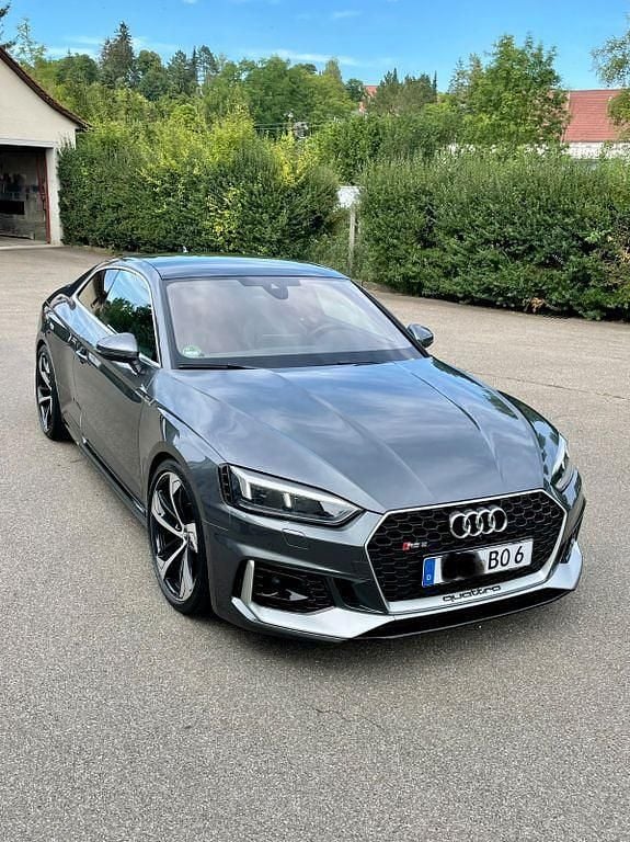 Grau Gebraucht 2018 Audi RS5 Ambiente Coupé | 43.900 € (Superpreis) - Bild 1/4