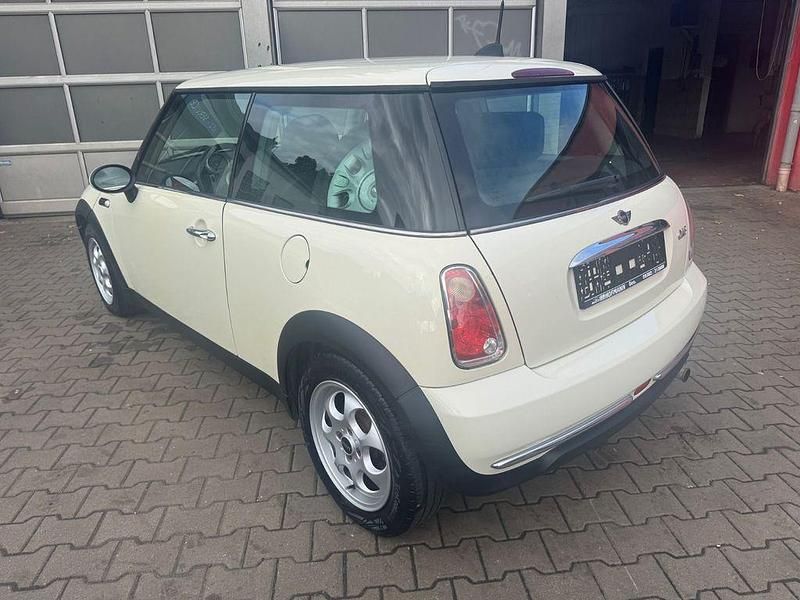 Gebraucht Mini ONE 90 PS (66 kW) 2007 Weiß Kleinwagen