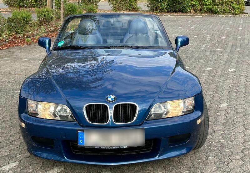 Blau Gebraucht 2001 BMW Z3 M Sport Cabrio | 14.400 € (Fairer Preis) - Bild 1/4