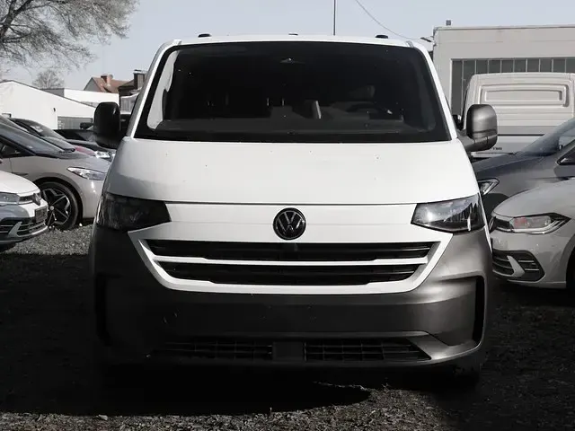 Neu VW T7 110 PS (80 kW) 2026 Clear white Van