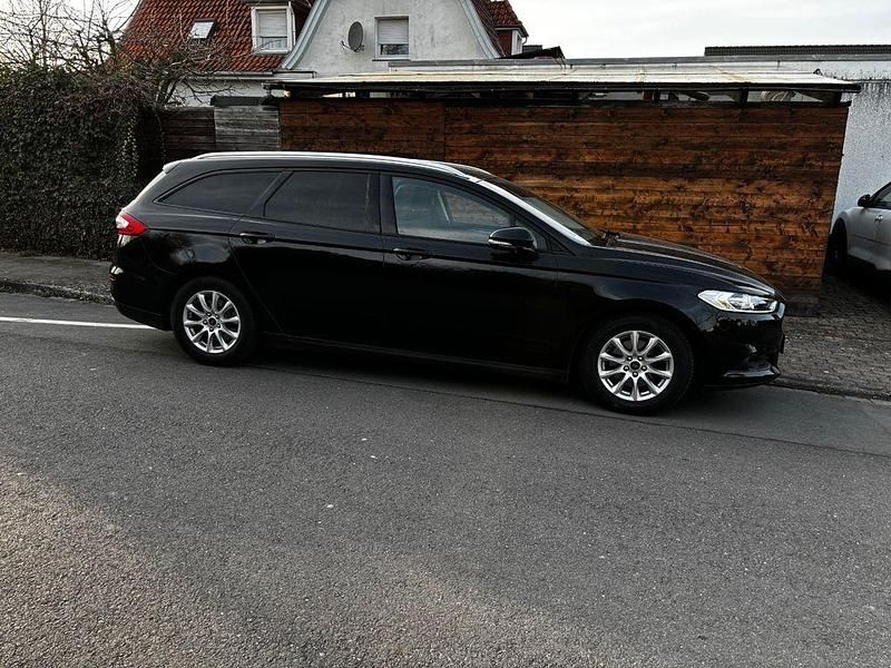 Gebraucht Ford Mondeo 160 PS (117 kW) 2018 Schwarz Limousine