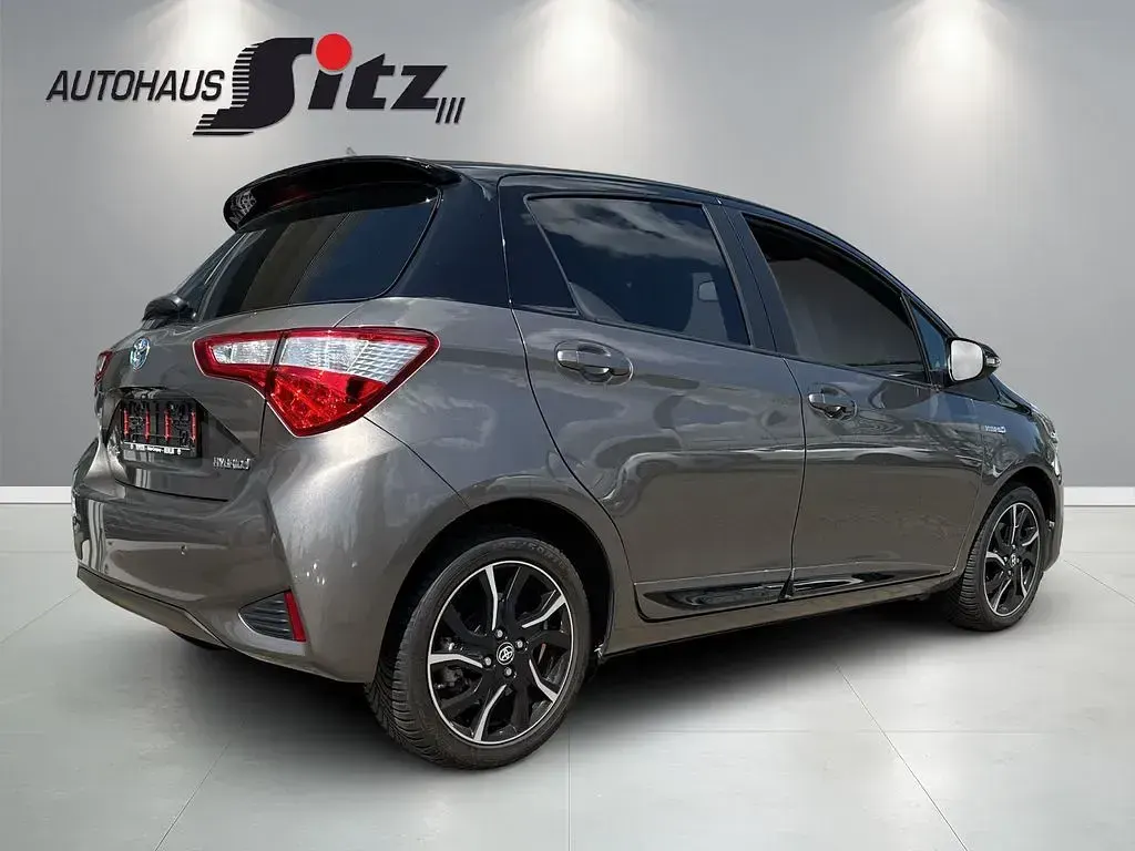 Gebraucht Toyota Yaris Style 100 PS (73 kW) 2017 K.a. Limousine
