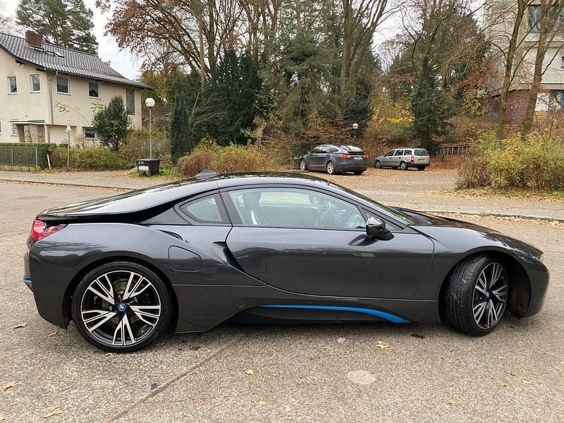 Gebraucht BMW i8 Pure Impulse 362 PS (266 kW) 2014 Schwarz Coupé